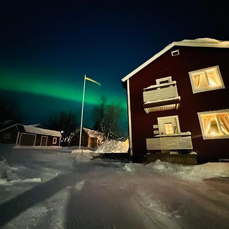 Kiruna Accommodation Vintergatan 5B, Villa For 10 Person Exteriör bild